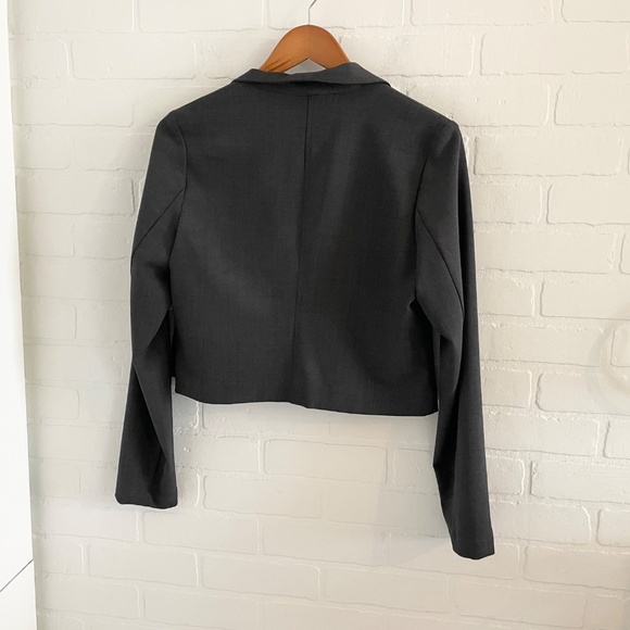Sarah Pacini Crop Blazer Asymmetrical Collar Gray Wool blend Business Casual S - Picture 11 of 13